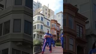 Harlem Globetrotters Vs. World’s Crookedest Street! 🏀🏘️🚦 #basketball #shorts