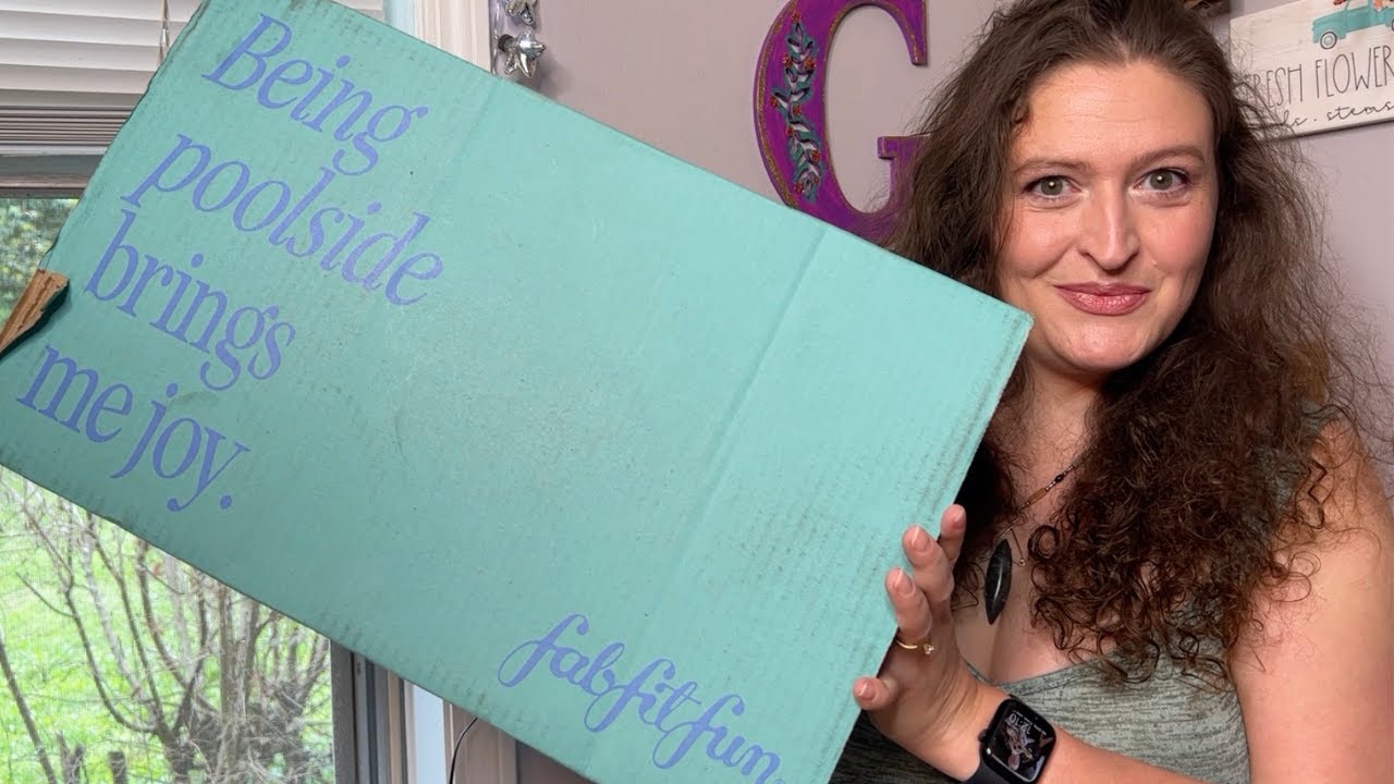 Unboxing FabFitFun Summer Box 2023