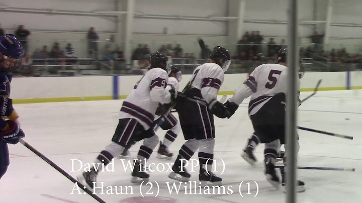 Highlights: Men's Ice Hockey looses a thriller to Worcester St., 4-3