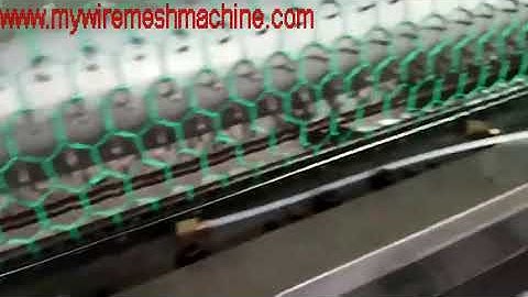 Reverse twist hexagonal wire mesh machine