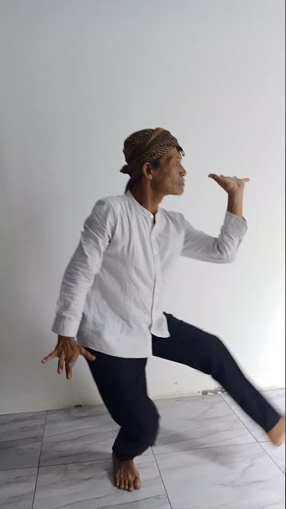 Kakek ini hobi joget jaipong 😂