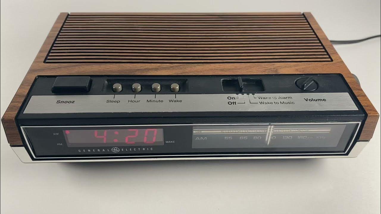 Vintage GE Digital Alarm Clock AM/FM Radio 74630B 1980s General