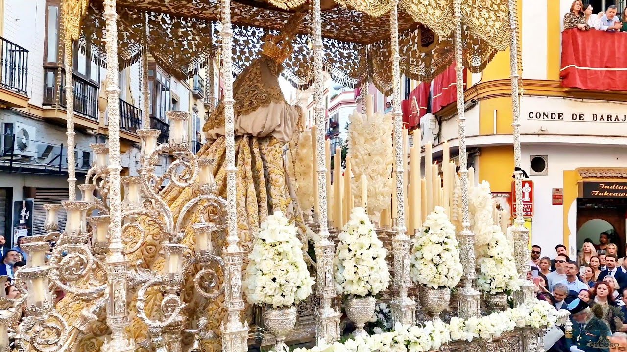 La Virgen del Rosario de Montesión por Trajano/Conde de Barajas - Coronación de la Paz y Esperanza