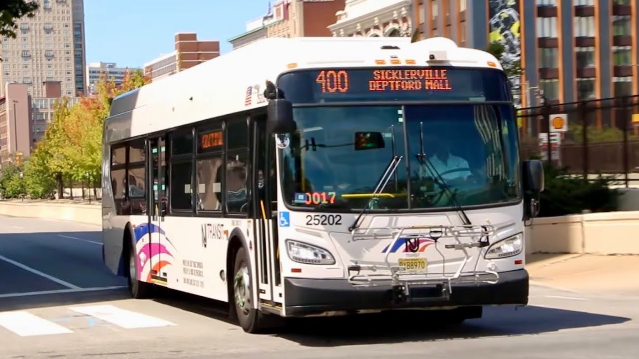 New Jersey Transit: 2025 New Flyer XD40 #25202 on the 400 in