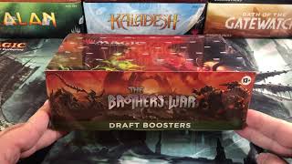 brothers war draft booster box Amazon.com: Magic: The Gathering The Brothers War Gift Bundle main image 0