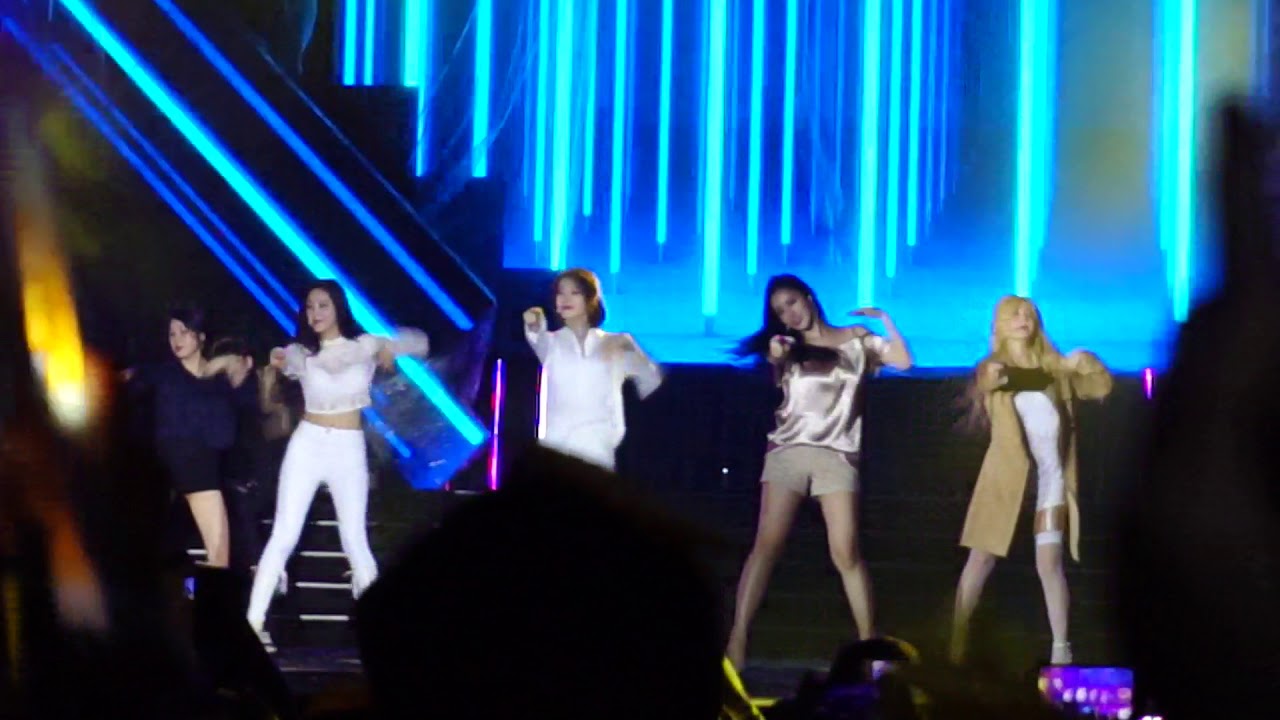 171104 (Fancam) Roly Poly + Lovey Dovey | T-ARA CONCERT IN VIETNAM 2017 ...