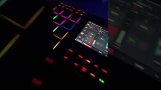 #beats #akai #producer #sample #sampling #akaipro #akaiprofessional #Technics1200mk2 #beatmaker