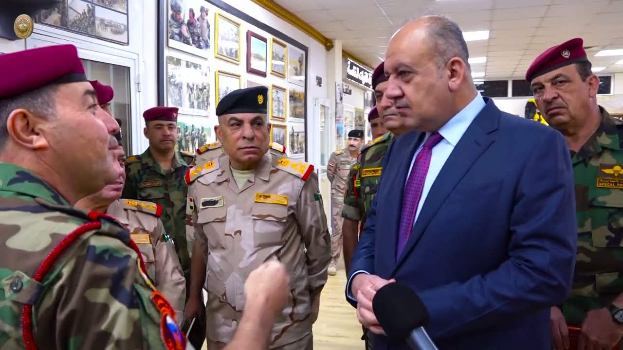 وزير الدفاع يزور مقر قيادة فرقة القوات الخاصة