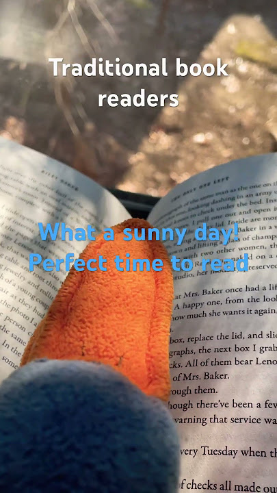 Traditional book v Wattpad readers #books #wattpad #booktube #lol #memes #bookmemes #booktok #pell