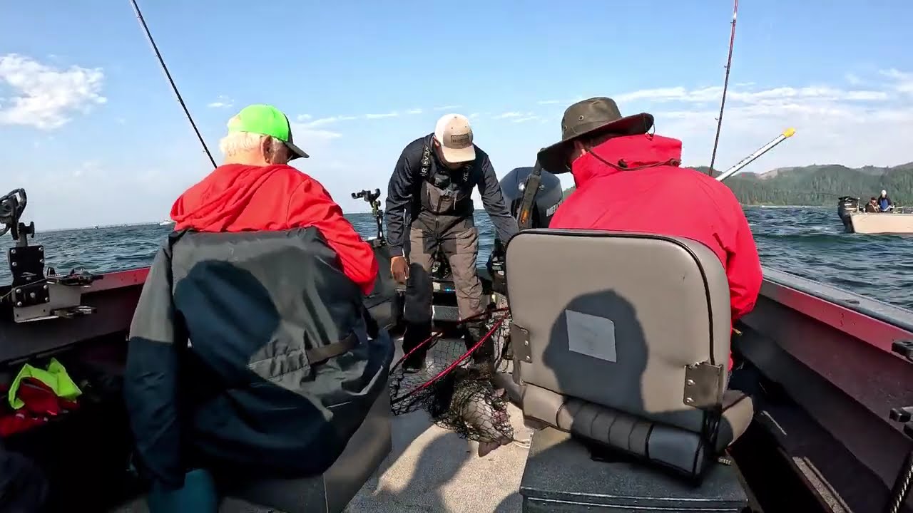 Невероятно! Гигантский чавыча и кижуч, буй 10! 