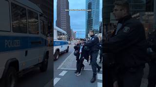 Watch Berlin Police – Unit 25 again