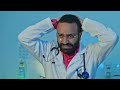 احمد شريف دكتور ومو عارف يعالج المريض
