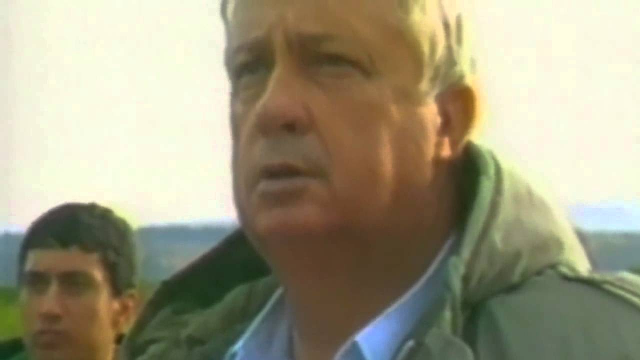 Former Israeli prime minister Ariel Sharon dies