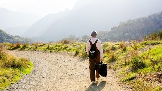 River - Kaya Deus X Leon Bridges Ft. Seameadow 4K Music Video