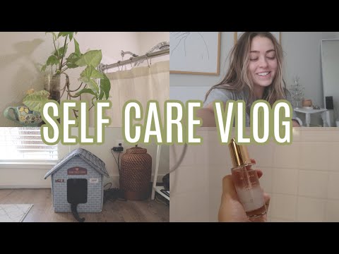 VLOGMAS: self care, heated cat house & working