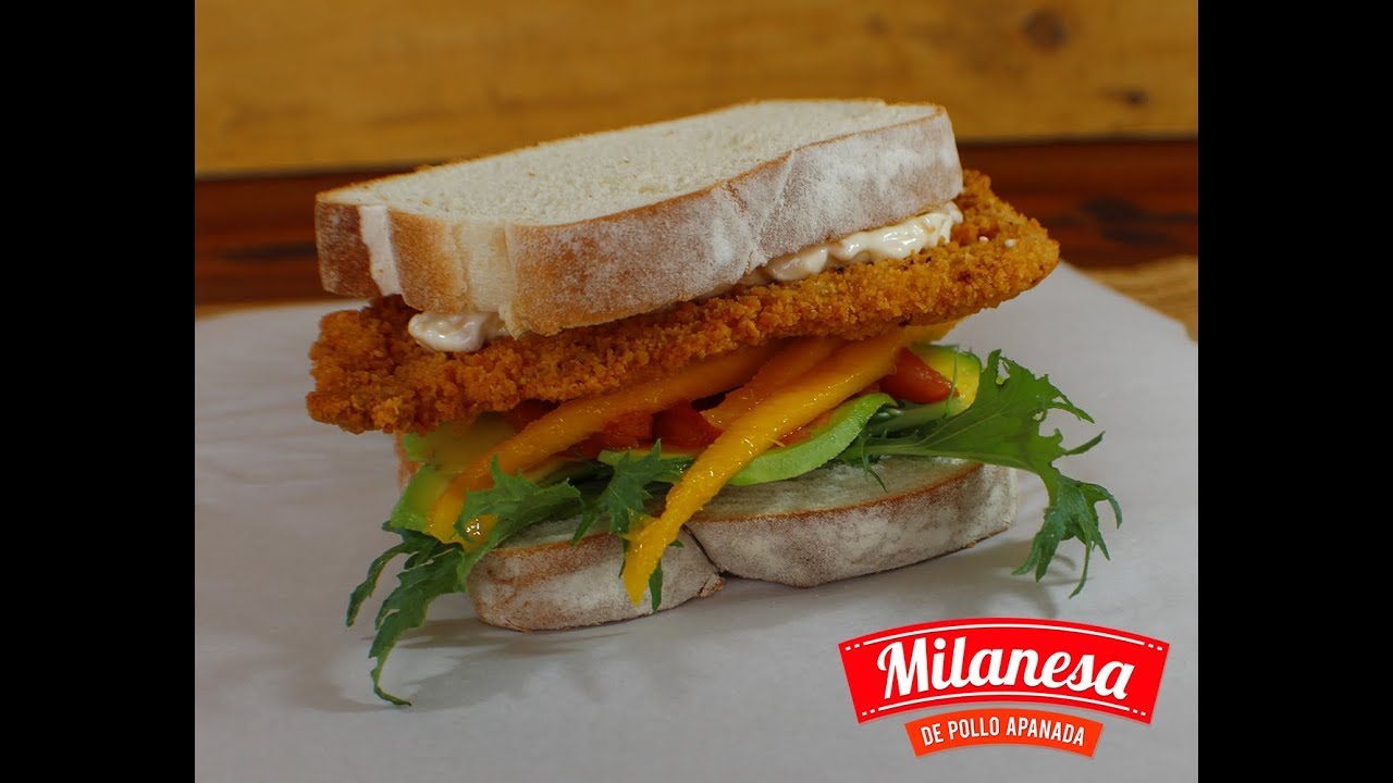 Featured image of post Imagenes De Sandwich De Milanesa De Pollo The sandwich typically consists of a split baguette or long bread roll that s filled with milanesa mayonnaise tomatoes onions and shredded lettuce