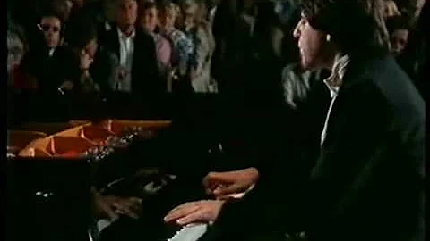 Andrei Gavrilov plays Paganini Liszt La Campanella
