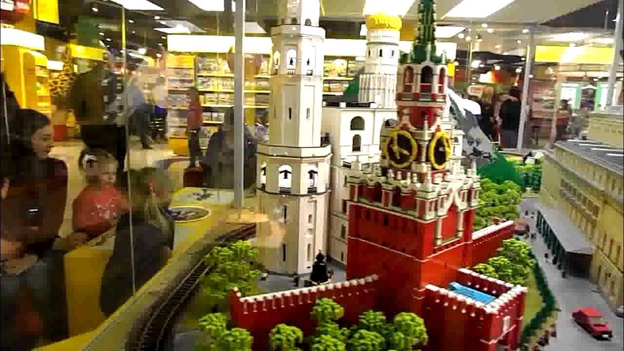 Фикси шоу 2022. Фикси парк лубянка. Фикси парк лубянка. Центральный детский магазин москва. Главный атриум цдм.