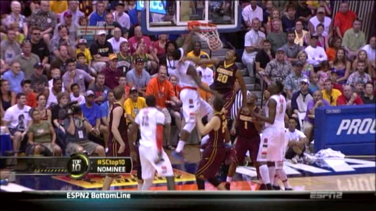 SYRACUSE'S CJ FAIR MONSTER DUNK AGAINST MINNESOTA
