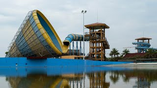 Exploring an Abandoned Water Park in China screenshot 5