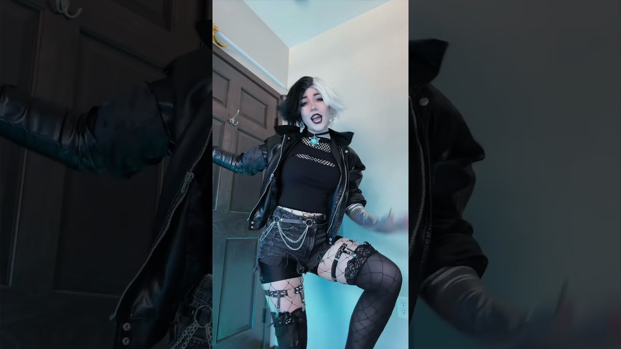 Goth Luna Snow Cosplay🖤 #lunasnow #goth #marvelrivals #cosplayers #cosplay #marvel #gothic