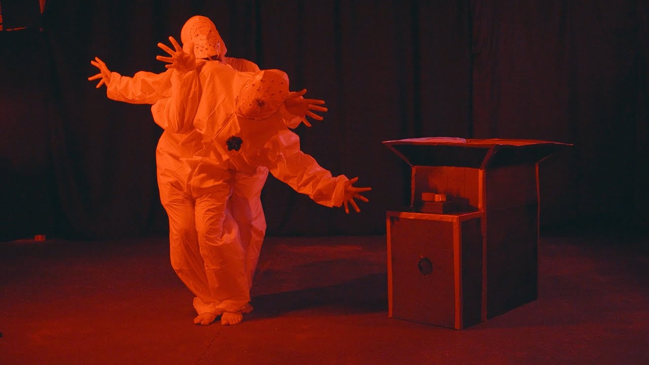 ballburya - Beholder's Land (Official Music Video) auf YouTube ansehen ballburya - Beholder's Land (Official Music Video) auf YouTube ansehen