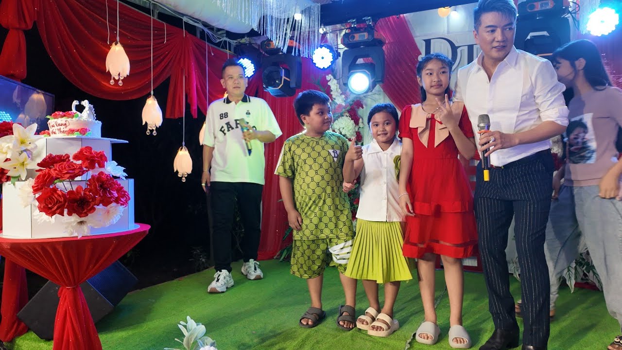 Tiệc nhà chú thứ tư 