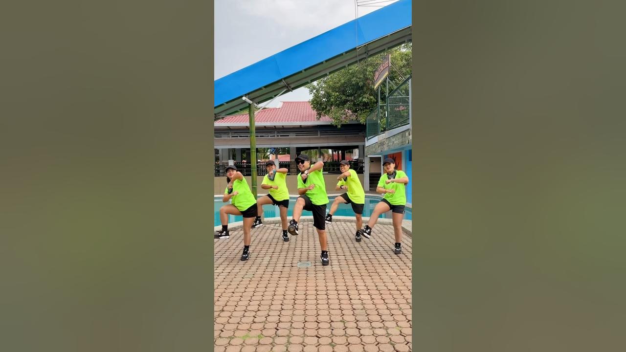 LE FREAK - Tiktok Dance | #shorts LE FREAK - Tiktok Dance | #shorts