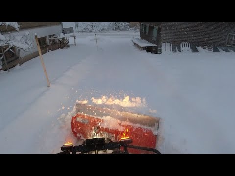 Video: Wie viel Schnee kann man mit einem ATV pflügen?