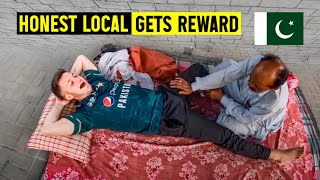 $100 Ridiculous Pakistani Street Massage 🇵🇰