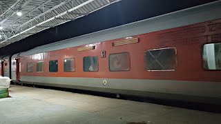 22167 Singrauli Hazrat Nizamuddin Urjadhani Express Departing with Saharanpur WAG-9