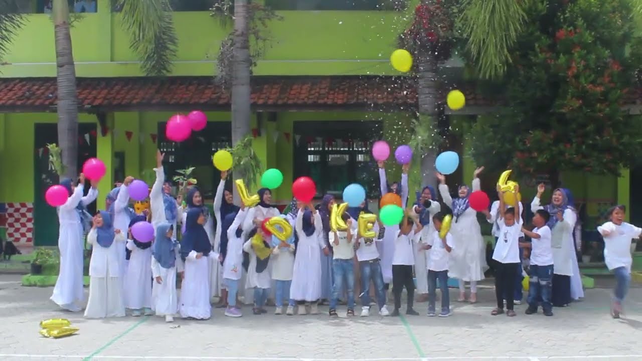 Lomba Vlog Team Kelas 2E #miladmiluqmanalhakimke24 #jsit_indonesia