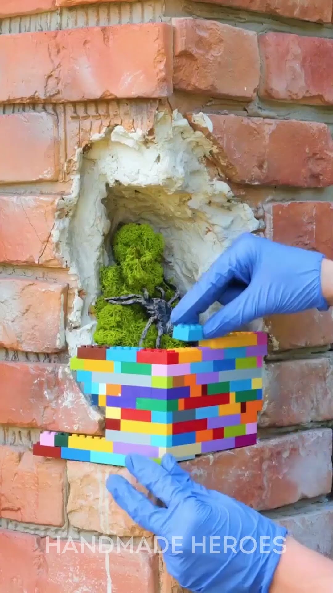 Brick wall restoration using Lego ?