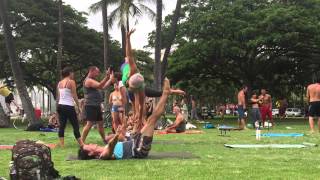 Acro Yoga - Our first Ninja Star Practice (Ghetto Ninja Star)