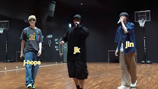 Download Lagu 🔴FULL VIDEO! Jungkook Jin and Jhope Do Dance Practice For Tomorrow's Concert in Dallas MP3 Download Lagu 🔴FULL VIDEO! Jungkook Jin and Jhope Do Dance Practice For Tomorrow's Concert in Dallas MP3