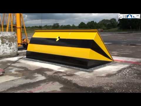 Shallow Blocker/ Shallow mount barrier (PAS68) Road Blocker Crash test : HT1-VIPER