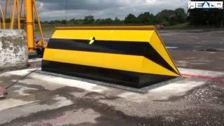 HT1VIPER: Antiterrorist shallow mounted roadblocker (PAS68) Crash test