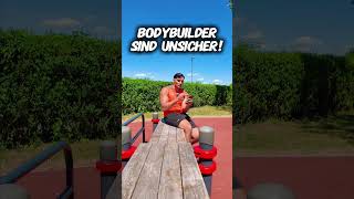 Unsicherer Bodybuilder Konfrontiert Gym-Gänger...