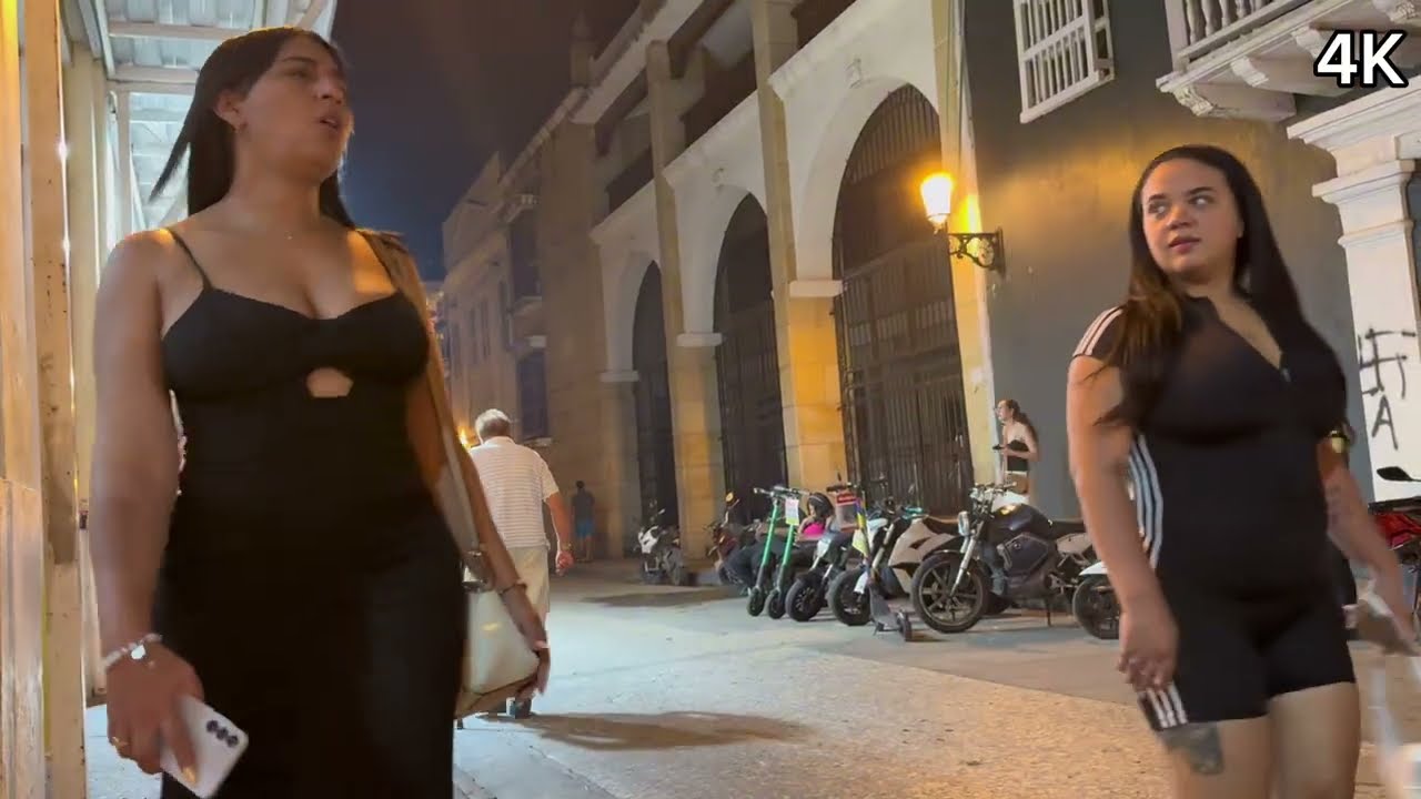 When Night Falls, Colombia Comes Alive