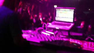 Knobs [live] @ Compound at Chicago Social Club - Amsterdam || play Habrozer (Knobs Edit) 13-01-2012
