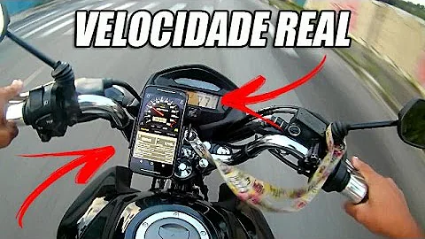 Como é que funciona o velocímetro da moto?