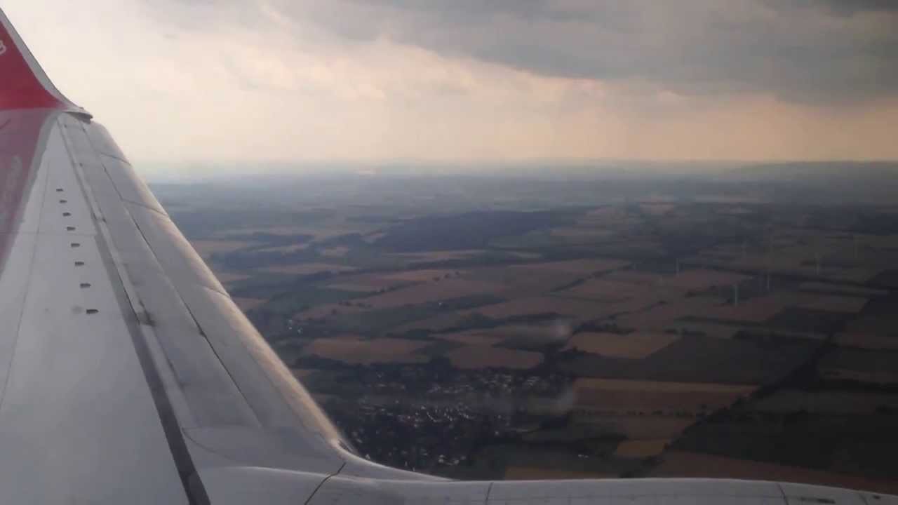 Air Berlin Boeing 737-86J(WL) durchgestartet in Gewitter über Dortmund