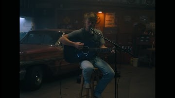 Austin Michael - FORD VS CHEVY (Acoustic Garage Sessions)