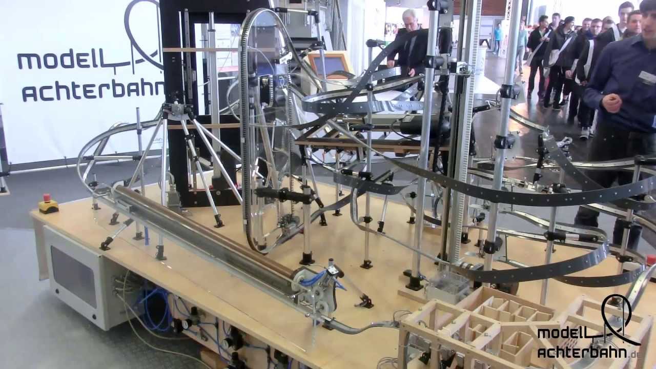 Modellachterbahn auf Hannover Messe 2013