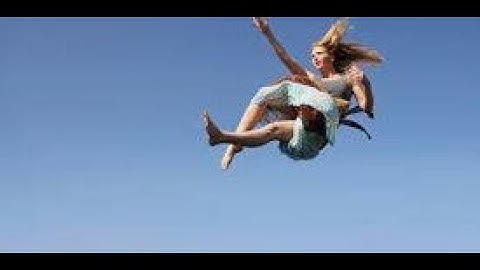 DO THIS TO SurvivE Falling Without a Parachute#lifehacks #howtosurvie #skydiving