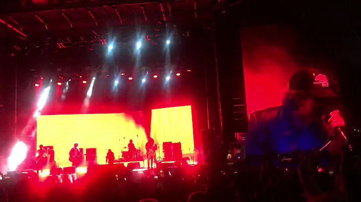 The Strokes - Heart in a Cage (ft Eddie Vedder) Ob...