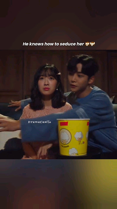 He knows how to seduce her 🙉🙈 #kdrama #extraordinaryyou #rowoon #shorts