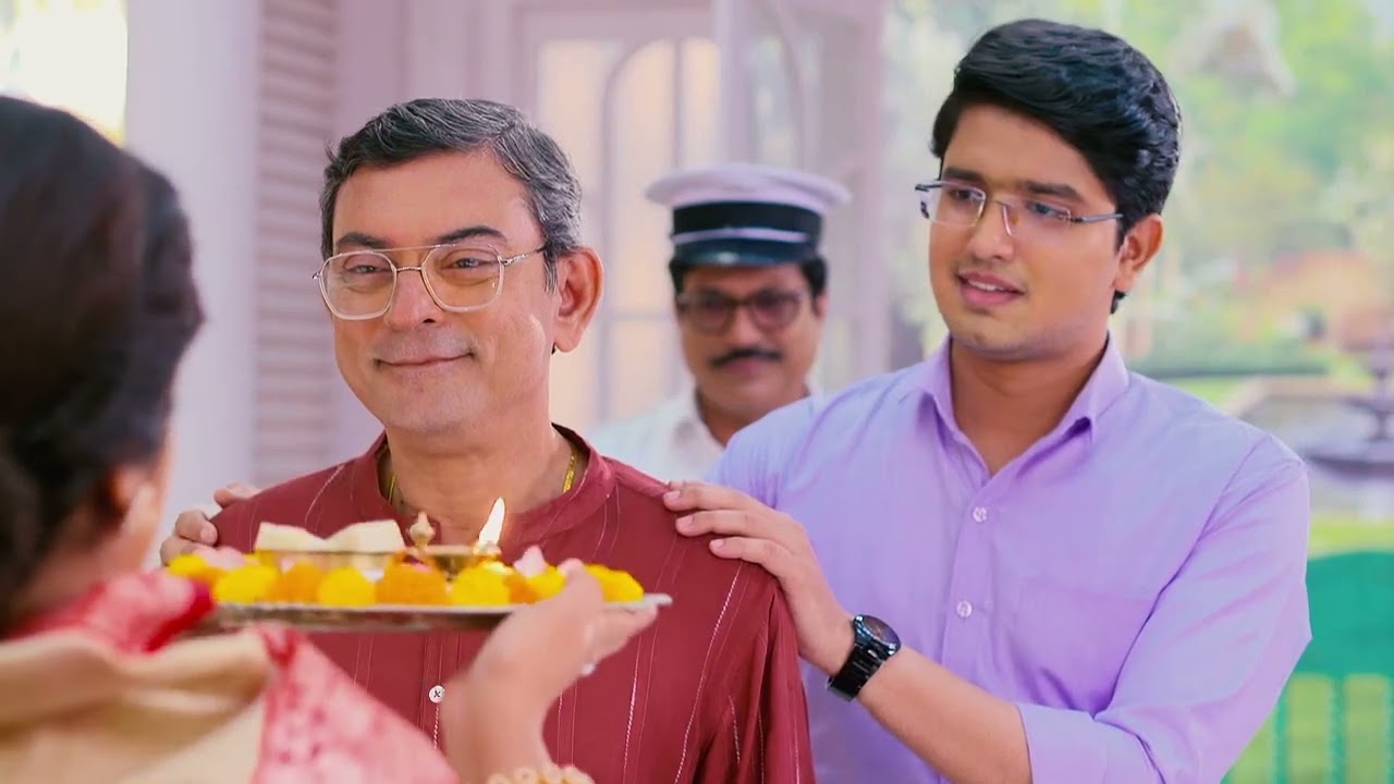 Kusum - কুসুমের জন্যই সুস্থ হয়ে বাড়ি ফিরলো রাজশেখর !