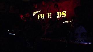 KRIMA TO PAIDI LOPODYTES UNPLUGGED@FRIENDS ROCK BAR