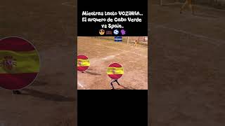 Mientras tanto Vozinha el arquero de Cabo Verde 😎 🧤modo Shaolin Soccer 🥅⚽😺 #shors #parati #short